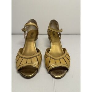 Seychelles Women's Leather Open Toe Yellow Sandals size 6.5